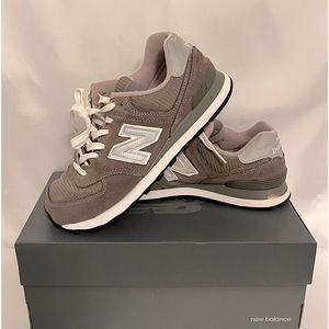 New Balance 574 Mens 7.5 Used